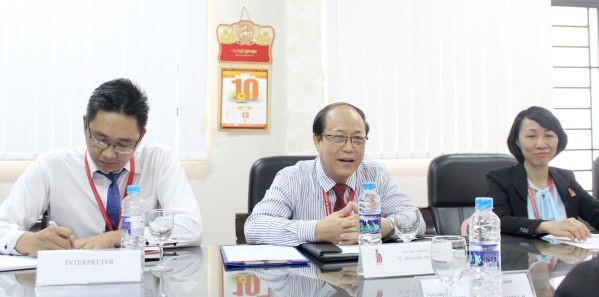 Dr Tran Duc Thuan - Vice Rector of the school said at the meeting