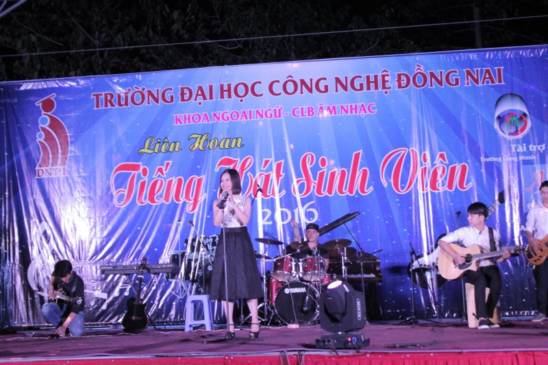 Những thí sinh đạt giải cao trong hội thi tiếng hát sinh viên 2016