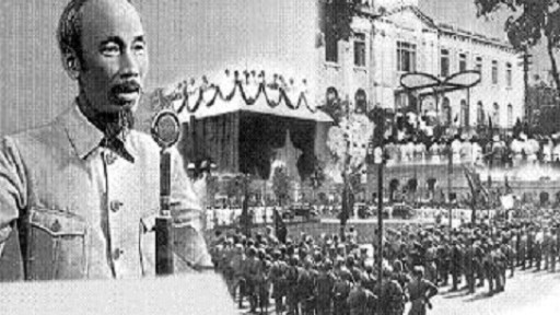 2-9-1945: Chủ tịch Hồ Chí Minh đọc bản “Tuyên ngôn Độc lập”.