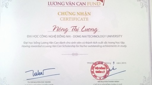 Chân dung sinh viên Nông Thị Lương - nhận học bổng Lương Văn Can