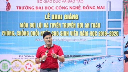 DNTU khai giảng bộ môn bơi lội cho sinh viên năm học 2019 - 2020