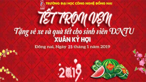 DNTU tổ chức chương trình tặng vé xe và quà tết cho sinh viên năm kỷ hợi 2019