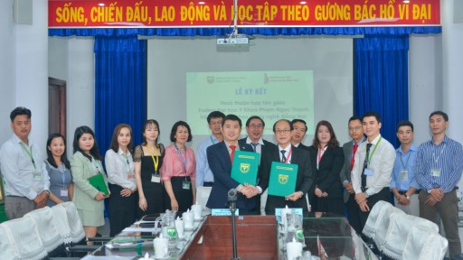 Ký kết thỏa thuận hợp tác giữa Top 10 Trang Cá Cược Bóng Đá, Thể Thao Uy Tín Nhất Việt Nam
 và trường Đại học Y khoa Phạm Ngọc Thạch