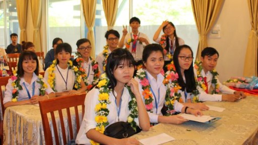 Lễ trao học bổng SeAH đồng hành cùng sinh viên DNTU năm 2016