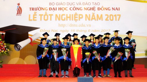 Thông báo về việc tải hình ảnh lễ tốt nghiệp ngày 16/6/2017