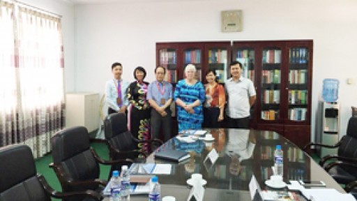 Trilateral meeting between DNTU, PUM (Dutch Business Association in Vietnam) and representatives of enterprises.