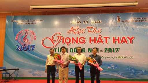 Vòng sơ khảo cuộc thi giọng hát hay 2017 diễn ra tại DNTU